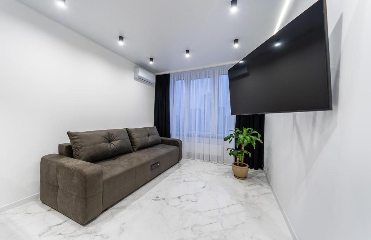 Новая Квартира С Авторским Ремонтом В Жк Seven Днепровская Набережная Kiev Extérieur photo